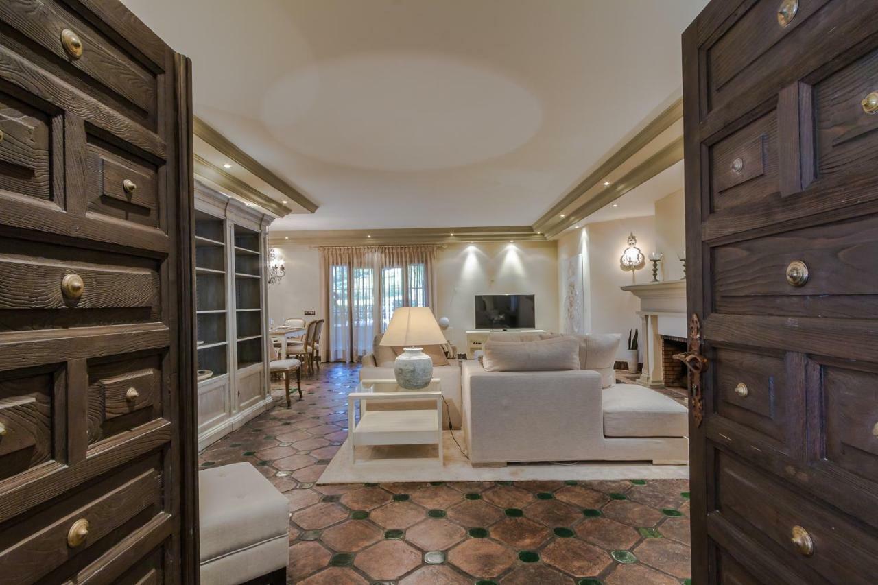 Authentic Andalucia Villa Marbella Exterior photo