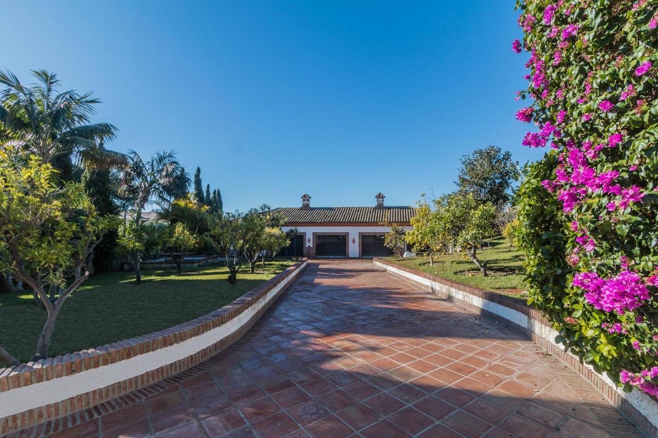 Authentic Andalucia Villa Marbella Exterior photo